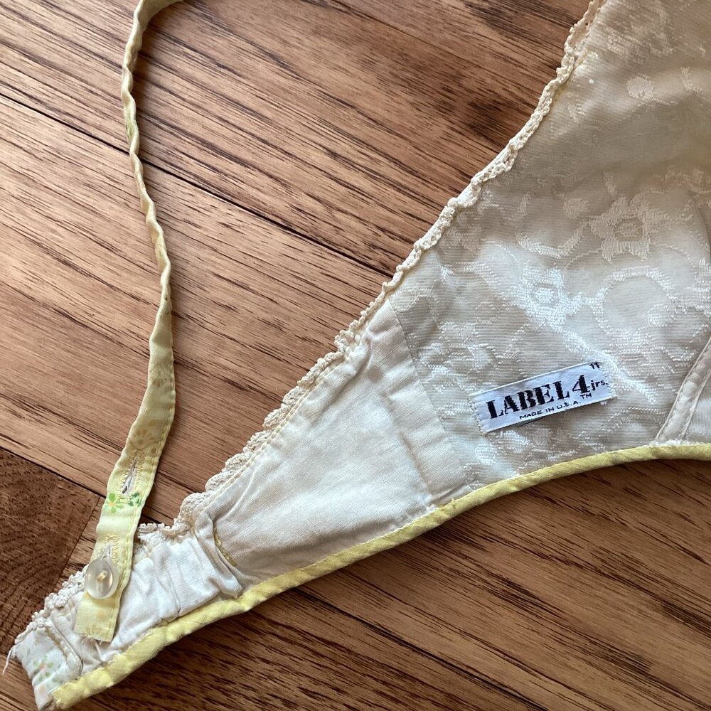 VTG 70s LABEL 4 JRs DITSY FLORAL CALICO COTTON EYELET BULLET BRA HALTER FESTIVAL - Picture 4 of 7